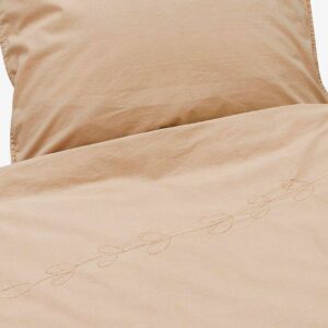 Svanefors – Bäddset Amie, 150×210 cm – Brun – Påslakanset – Från Homeroom