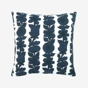 Svanefors – Kuddfodral Aster 45×45 – Blå – Prydnadskuddar & kuddfodral – Från Homeroom