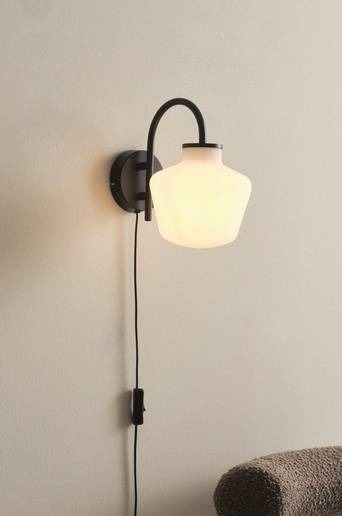 TROPEA vägglampa Svart/vit