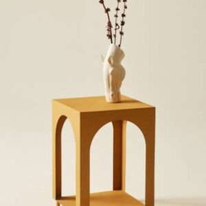 VESTA sidobord 40×40 cm Gul