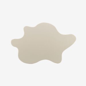 VIND – Flower Ovalt matbord – Beige – Matbord – Från Homeroom