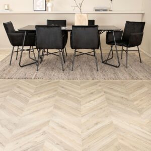 Venture Home – Matgrupp Petra med 6 st matstolar Petra – Svart – Matgrupp 6 personer – Från Homeroom