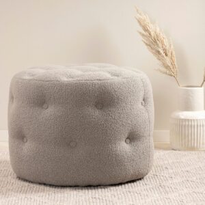 Venture Home – Puff Benjamin – Grå – Fotpallar & puffar – Från Homeroom