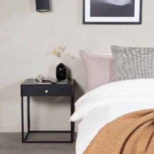 Venture Home – Sängbord Bonnie – Svart – Sängbord – Från Homeroom