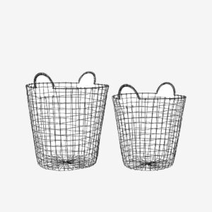 Wikholm Form – Korg Amarlin S/2 – Svart – Krukor & vaser – Från Homeroom