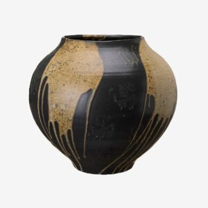 Wikholm Form – Kruka Lovis – Svart – Krukor & vaser – Från Homeroom