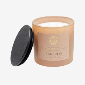 Wikholm Form – Ljus Yasu 48h – Beige – Doftljus & doftpinnar – Från Homeroom