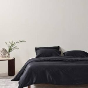 ZACK SATIN påslakanset dubbelsäng – ekologisk Svart
