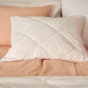 &Home – Kuddfodral Heaven Check – Vit – Prydnadskuddar & kuddfodral – Från Homeroom