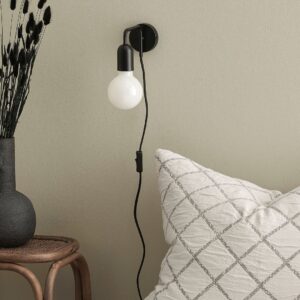 &Home – Vägglampa John – Svart – Vägglampor – Från Homeroom