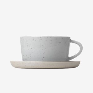 Blomus – Kaffekopp med fat Set Om 2 Sablo – Vit – Koppar & muggar – Från Homeroom