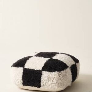 CHESS sittpuff 80×80 cm Svart/vit