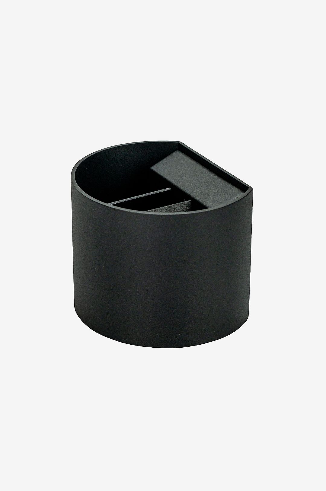 Dyberg Larsen – Vägglampa Mars utomhus – Svart – Fasadbelysning – Från Homeroom