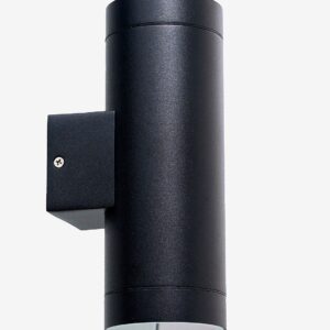 Dyberg Larsen – Vägglampa Stege utomhus – Svart – Fasadbelysning – Från Homeroom