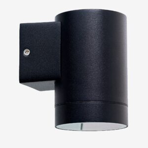 Dyberg Larsen – Vägglampa Stege utomhus – Svart – Fasadbelysning – Från Homeroom