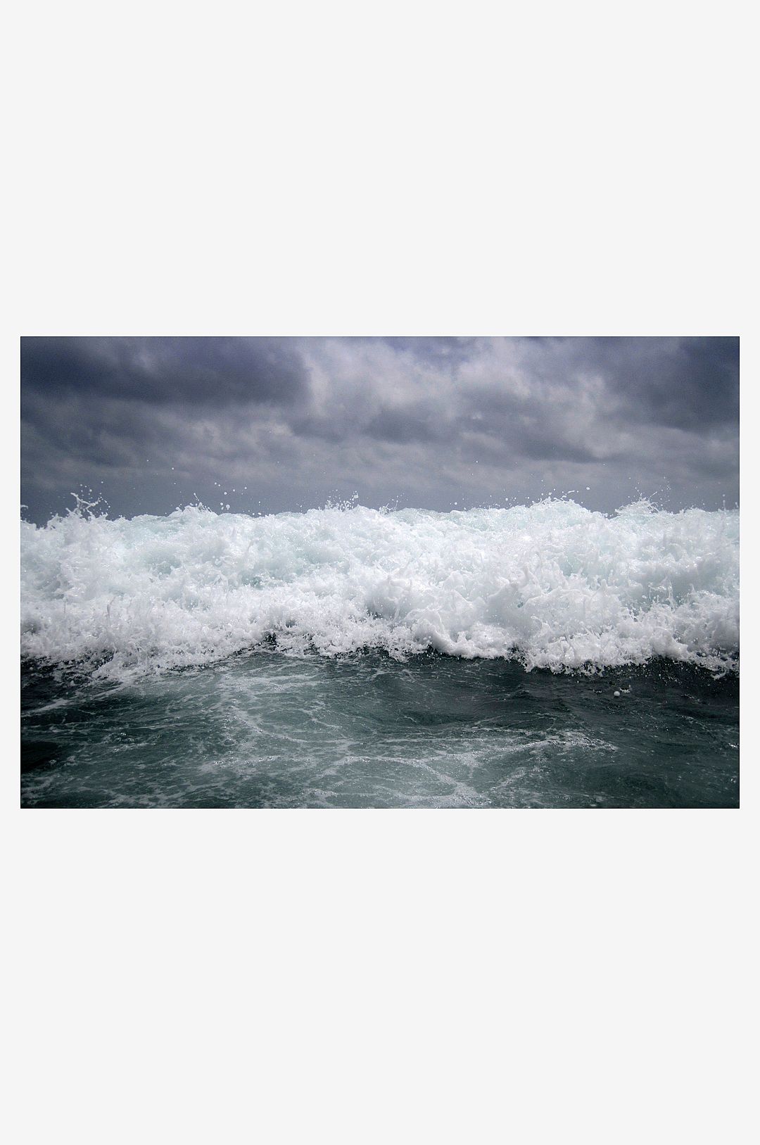 Malerifabrikken – Poster Rolling waves – Blå – Posters – Från Homeroom