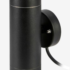 Markslöjd – Vägglampa Garden 24 Cylinder 2L – Svart – Fasadbelysning – Från Homeroom