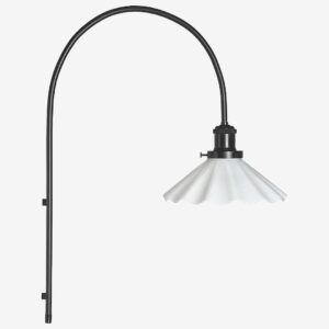 PR Home – Vägglampa August veckad 25 cm – Vit – Vägglampor – Från Homeroom