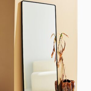 Pastill – Quinn väggspegel 175×75 cm – Silver – Stora speglar – Från Homeroom