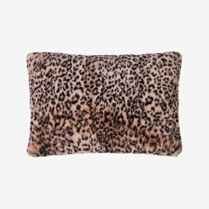 Skinnwille – Kudde Leo 40×60 cm – Flerfärgad – Prydnadskuddar & kuddfodral – Från Homeroom