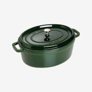 Staub – Gryta La Cocotte oval 33 cm, 6,7 l – Grön – Grytor & kastruller – Från Homeroom