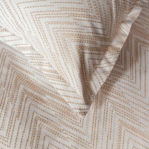 Halvor Bakke Zeva Påslakandet 150×210 Beige