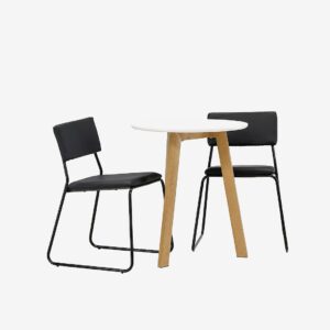 Venture Home – Matgrupp Leonora med 2st stolar Kenth – Vit – Matgrupp 4 personer – Från Homeroom