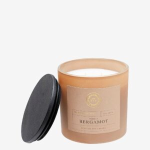 Wikholm Form – Ljus Yasu 48h – Beige – Doftljus & doftpinnar – Från Homeroom