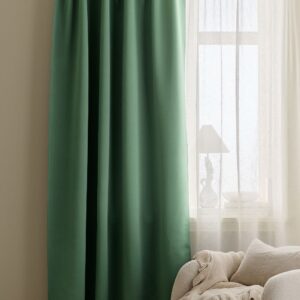 &Home – Mörkläggningsgardin Linnie 1-pack – Grön – Mörkläggningsgardiner – Från Homeroom