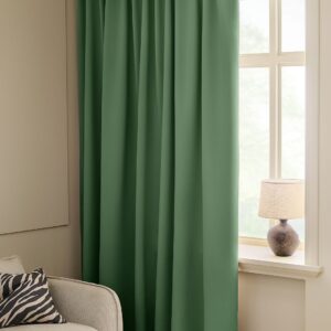 &Home – Mörkläggningsgardin Linnie Wide 1-pack – Grön – Mörkläggningsgardiner – Från Homeroom