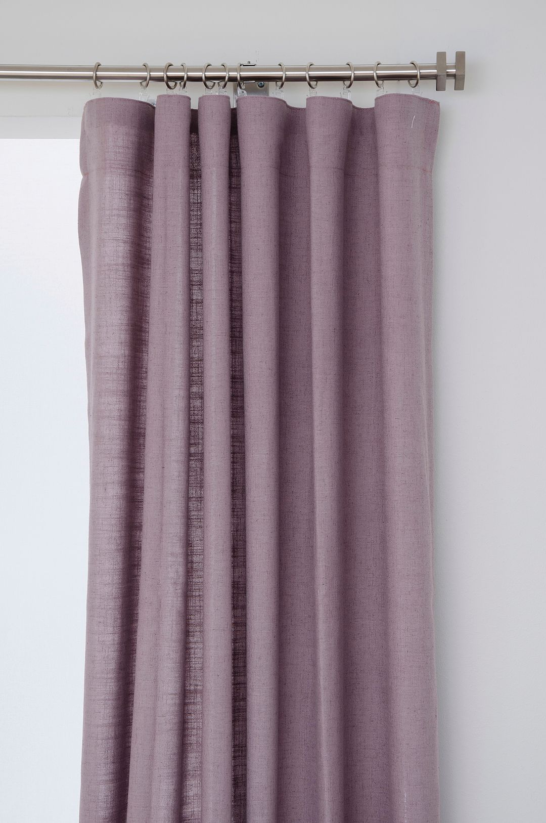 Hasta – Gardin Lina 132×250 – Rosa – Veckbandslängder – Från Homeroom