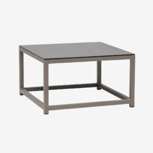 Hillerstorp – Soffbord 70×70 cm Jet Set – Beige – Utebord – Från Homeroom