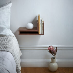 Maze F-Shelf Vägghängt Sängbord Pigeon Blue