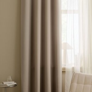 &Home - Mörkläggningsgardin Linnie 1-pack - Beige - Mörkläggningsgardiner - Från Homeroom