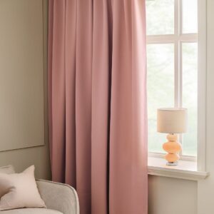 &Home - Mörkläggningsgardin Linnie Wide 1-pack - Rosa - Mörkläggningsgardiner - Från Homeroom